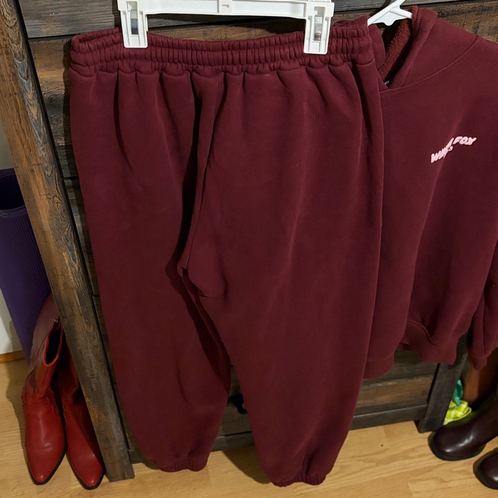 Like New White Fox Boutique Set - Picture 2 of 5